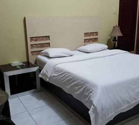 Hotel Syariah Grand Jamee Sunggal Buitenkant foto